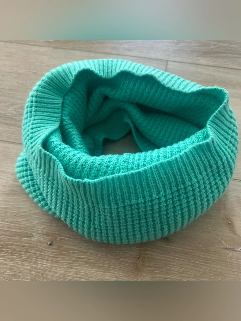 NWOT Gap knit infinity scarf
